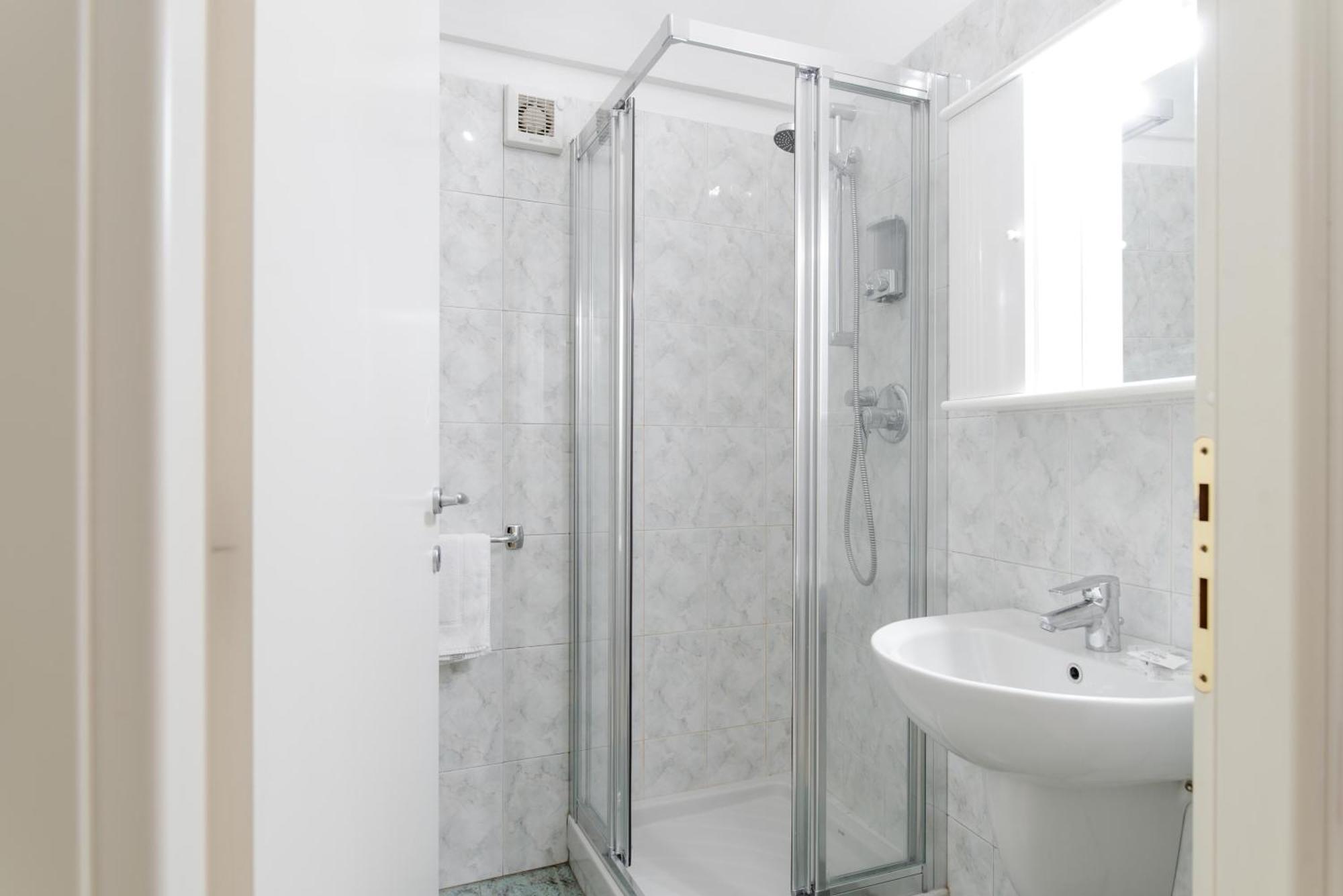 Corte D'Appello Rooms Торино Екстериор снимка