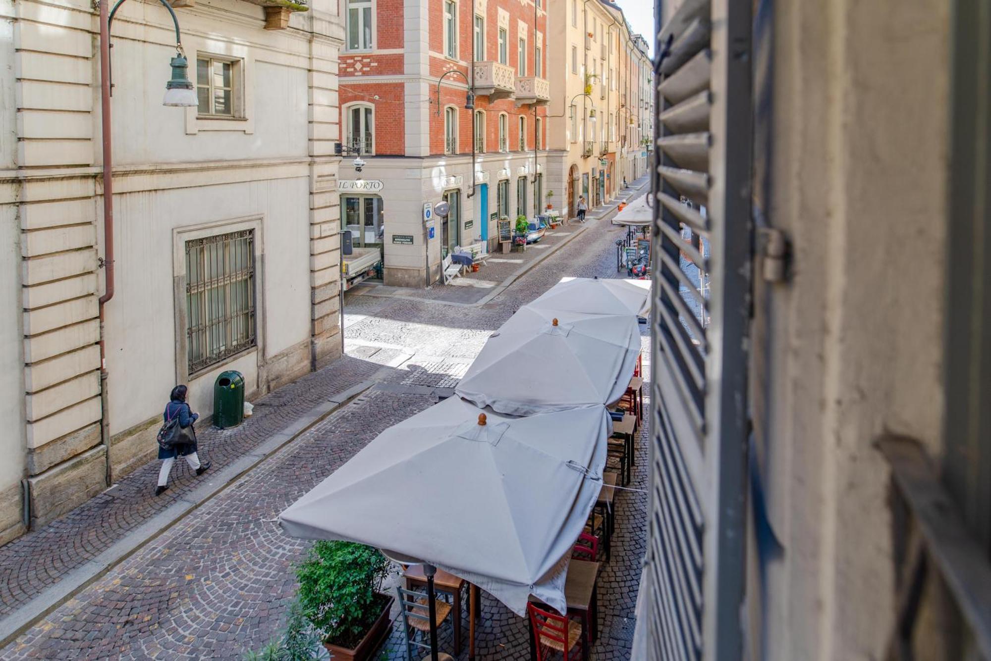 Corte D'Appello Rooms Торино Екстериор снимка